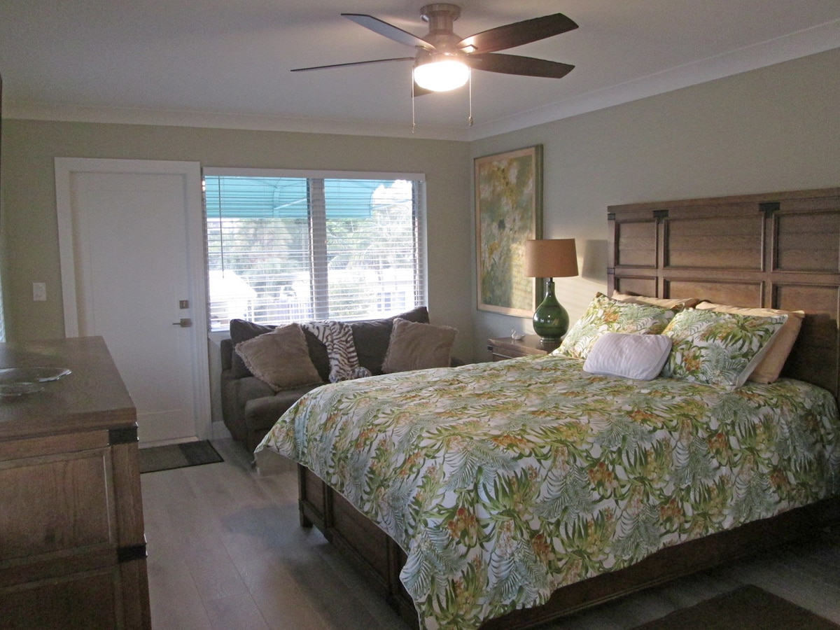 La chambre principale offre un siège d'amour « escapade »