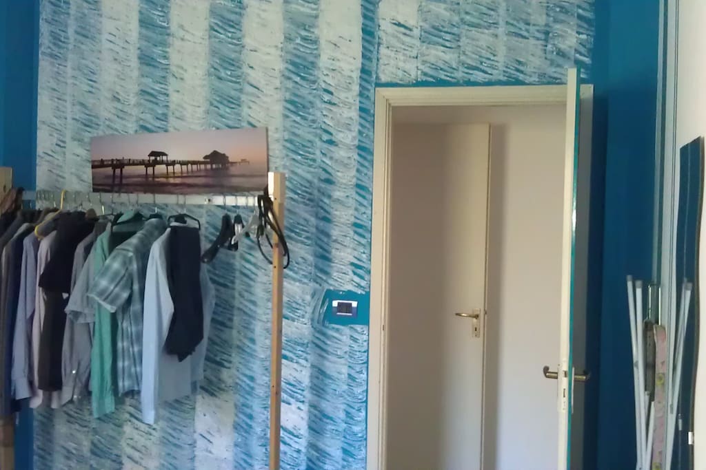 CAMERA 1: LETTO MATRIMONIALE
