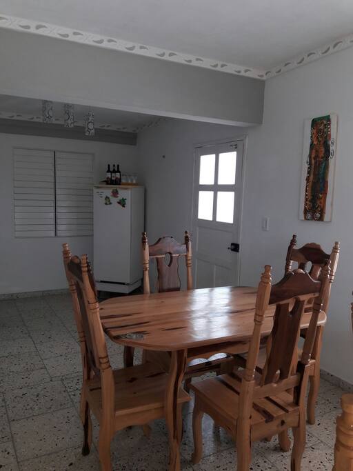 Lugar para desayunar, etc