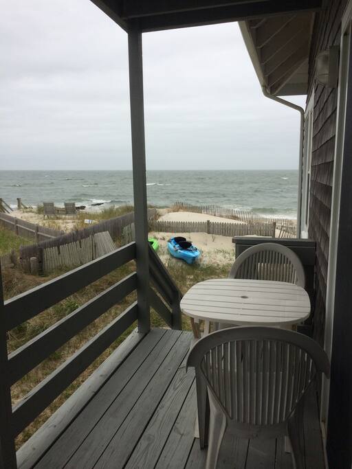 Room 5 Ocean Front Beach House Inn Bed and breakfasts for Rent in