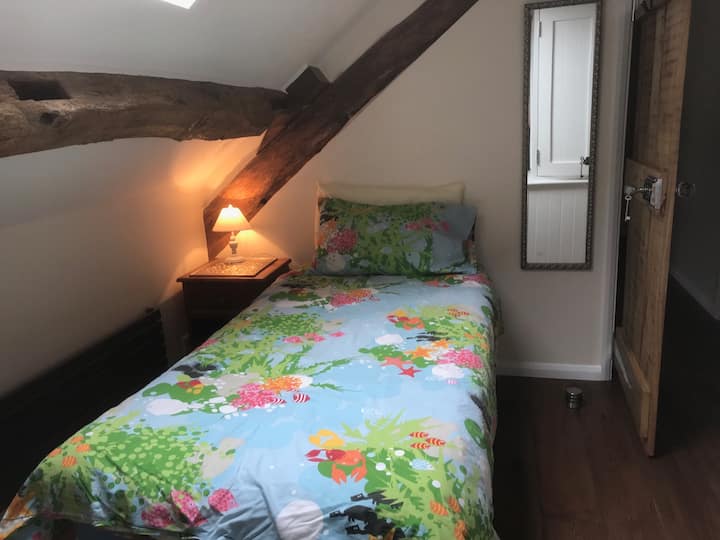 ห้องเตียงเดี่ยว