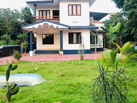 Quiet & clean house  in Kannur ! 5star Rated ! A/C