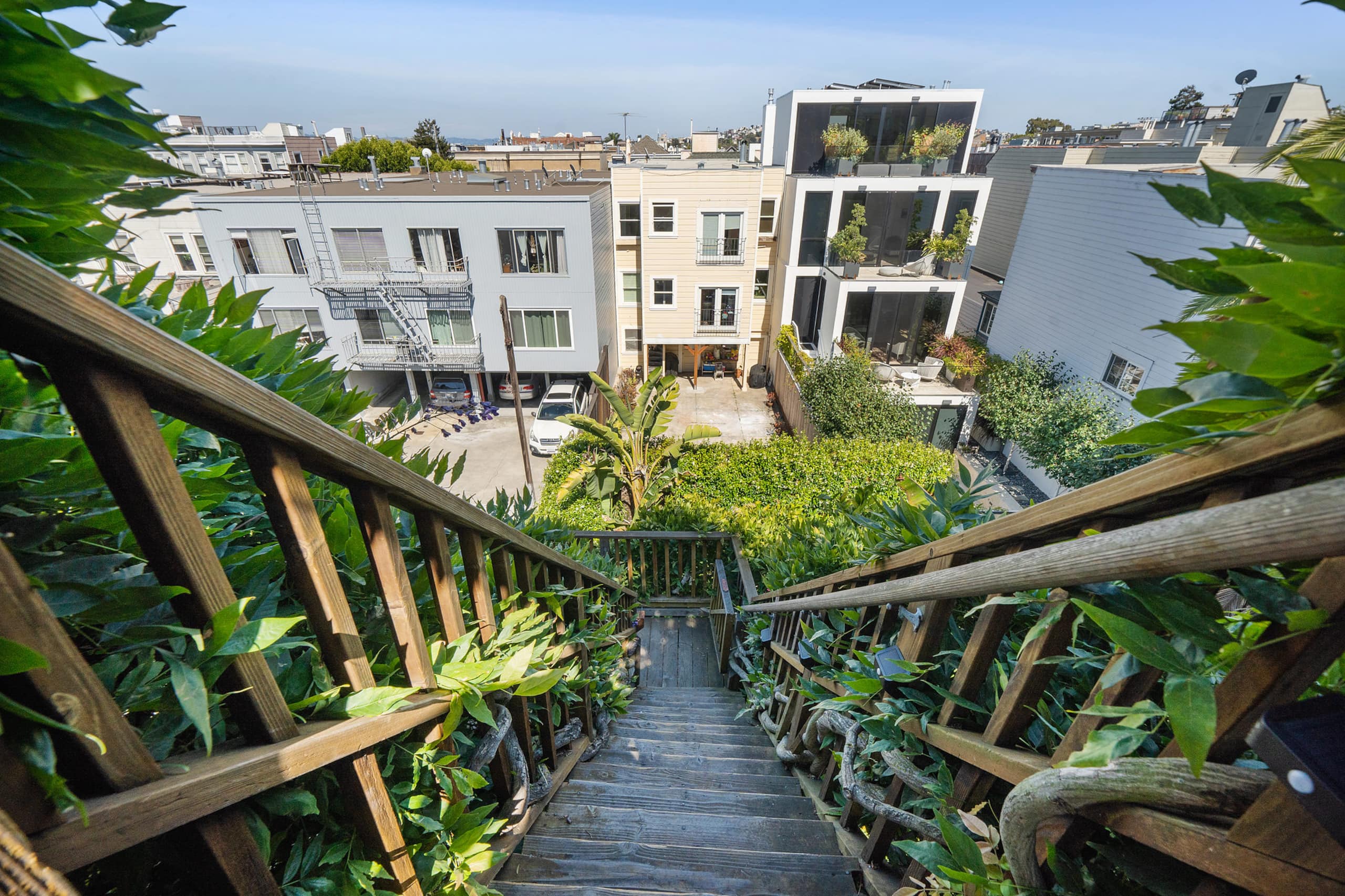 Home in San Francisco · ★4.95 · 1 bedroom · 2 beds · 1 bath - Image 35