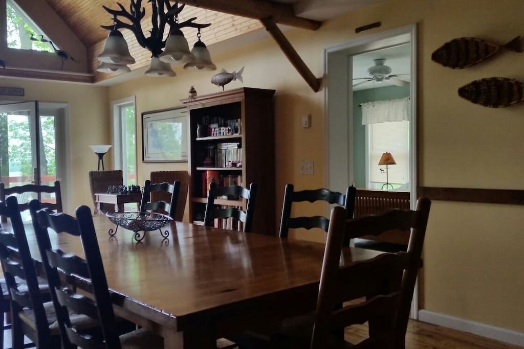 Mountain relaxation with lake view Chalets for Rent in Lakeville