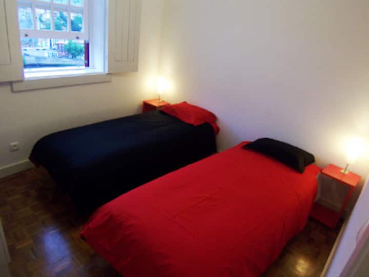Bedroom 2 - two twin beds