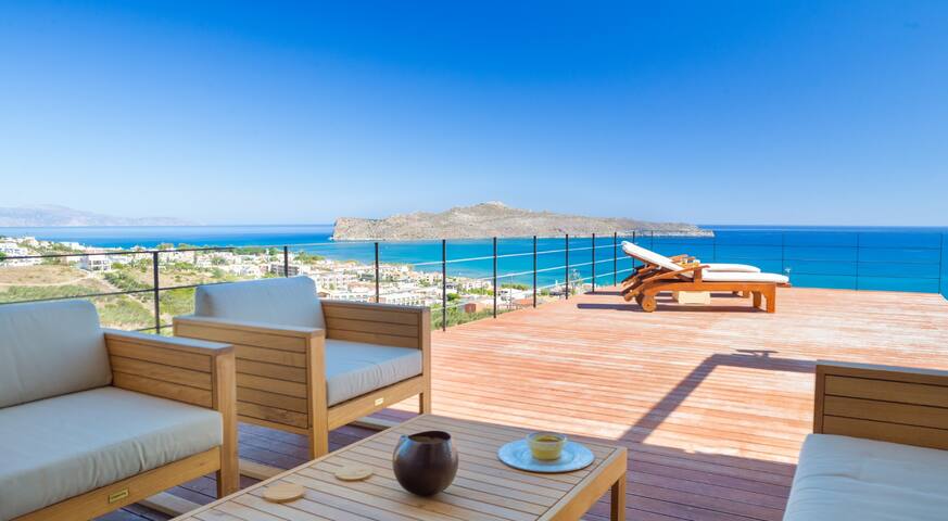 Lux Villa ★Heated pool ★ 500mt to Stalos beach gallery image 2