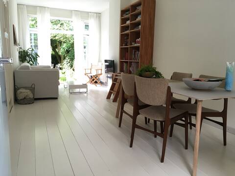 Benedenwoning in Bezuidenhout