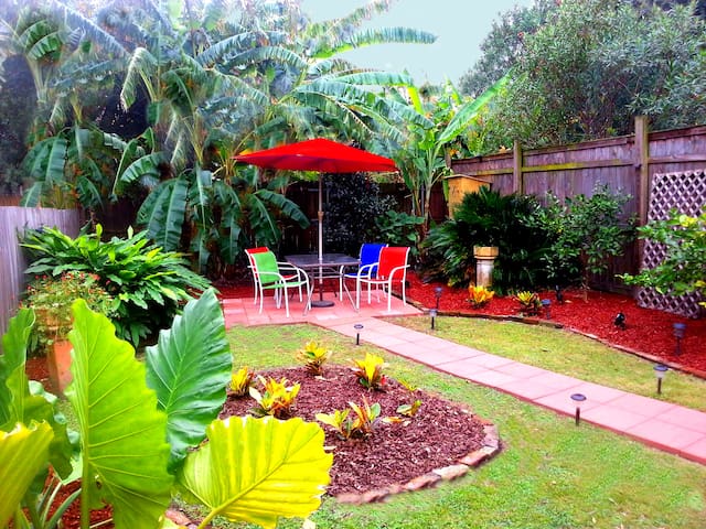 The Vivien House – Beautiful Historic Home