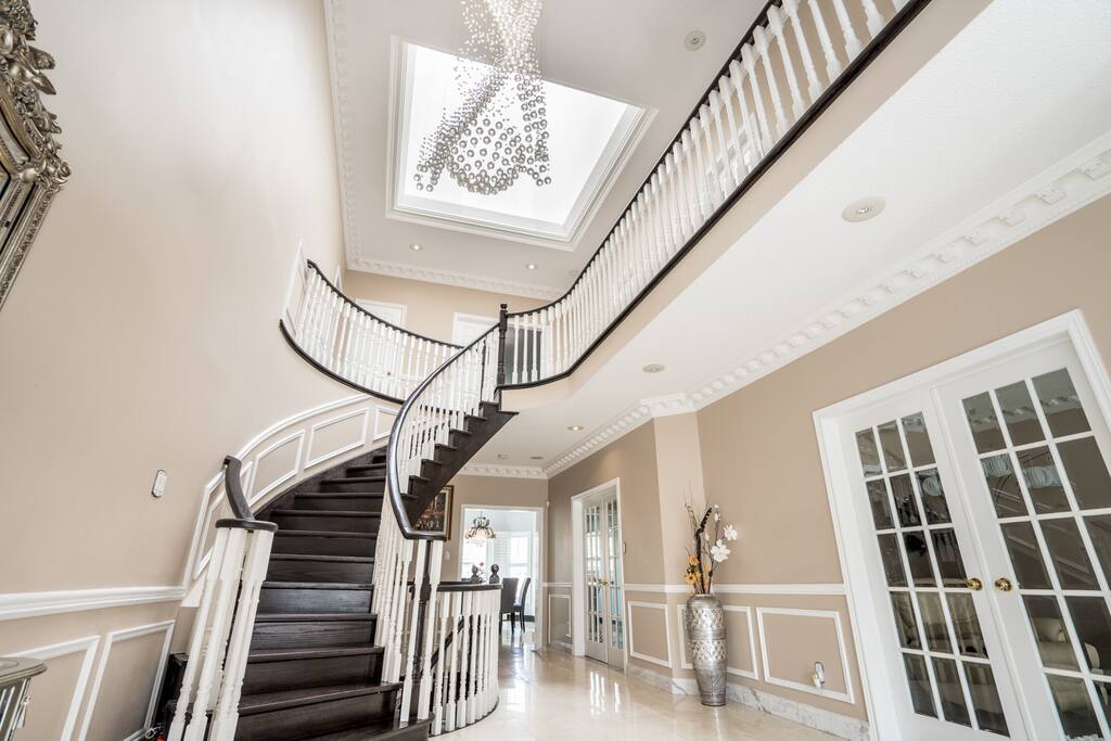 main floor(common area)