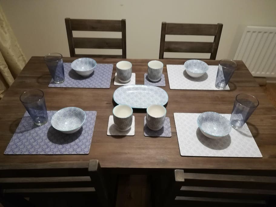 Dining for 4
