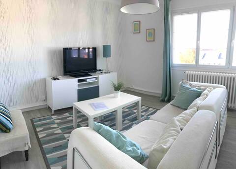 Popular Airbnb listing: Close to the center. Unique view, space and comfort. in Dijon