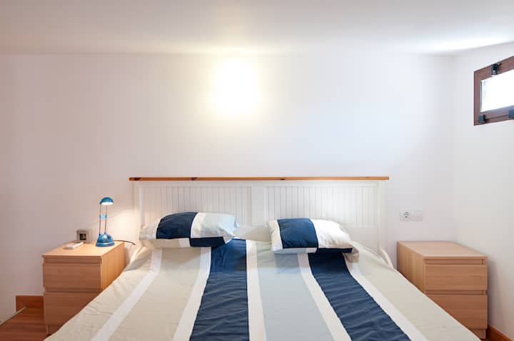 חדר שינה למעלה