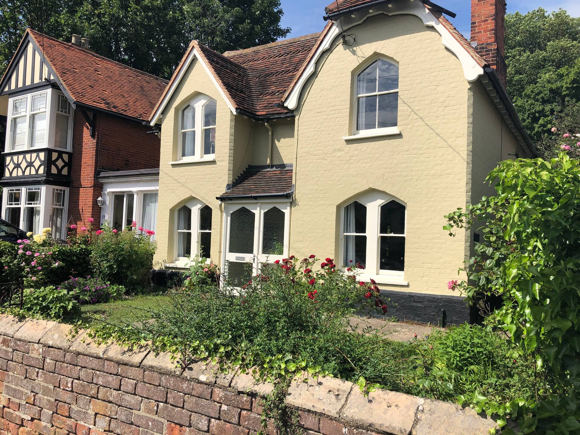 Charming Cottage Breakfast Inc Near Meadows & Park