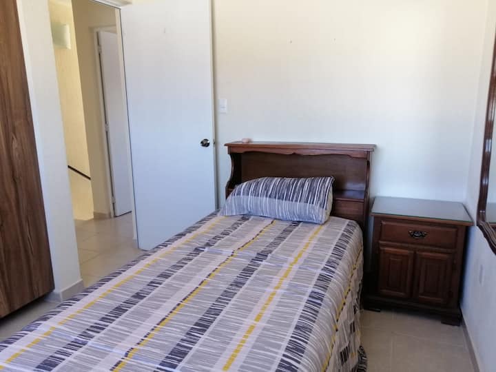 Recamara Secundaria Planta Alta