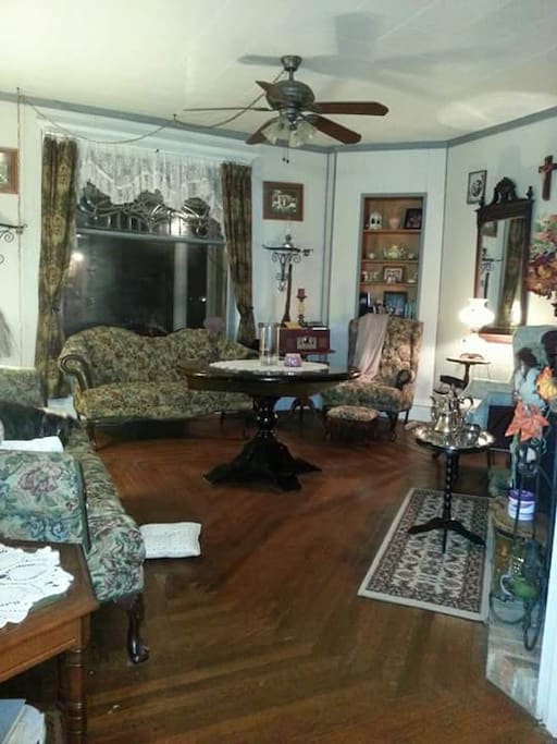 Victorian living room