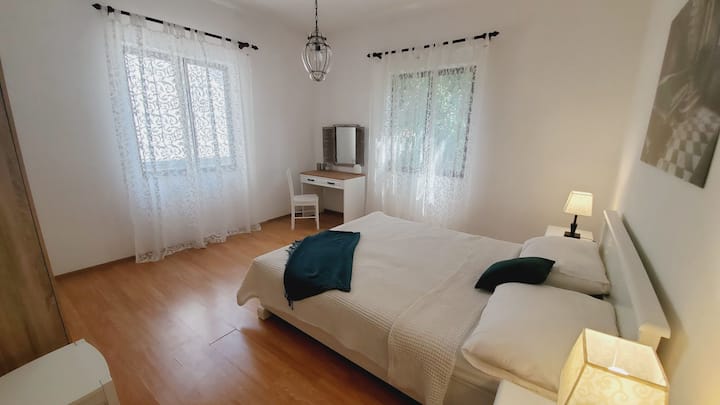 საძინებელი 4