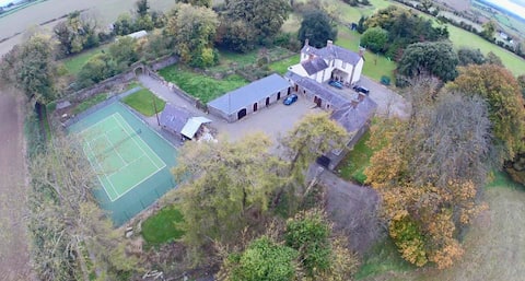 Proctor's Lodge
