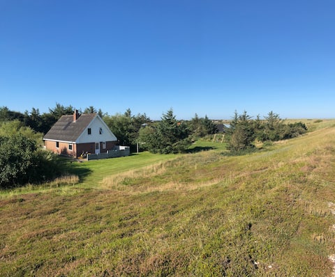 Spacious cottage in beautiful nature