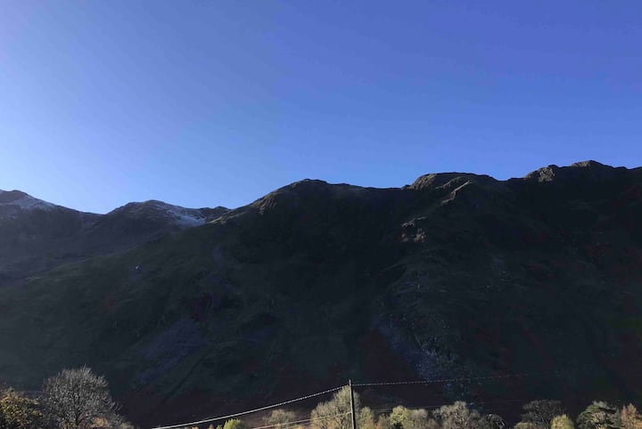 Glamping Snowdonia, Mountain Goat Hut. - Llanberis