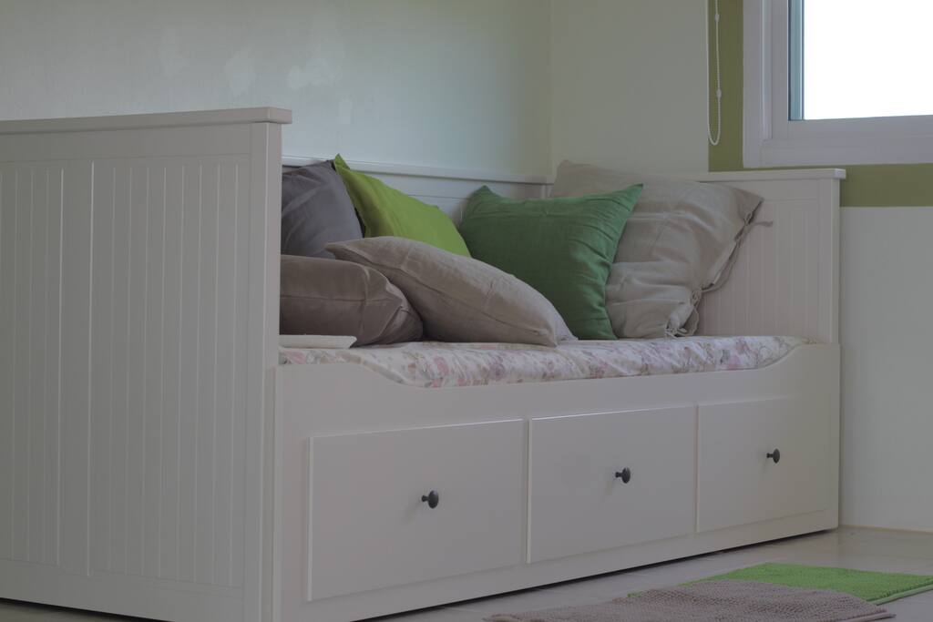 Comfy bed