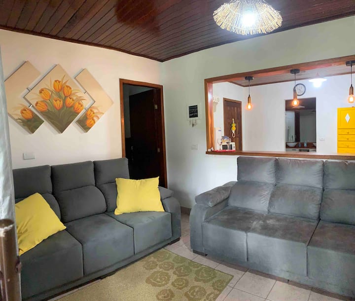 Casa Com Piscina Aquecida E Hidro Em Agudos Do Sul - Campo Alegre