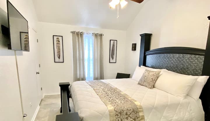 Apartment/Killeen/Fort Cavazos/2BRM/King Bed
