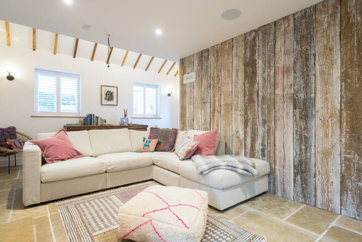 Airbnb Holt Vacation Rentals Places To Stay England