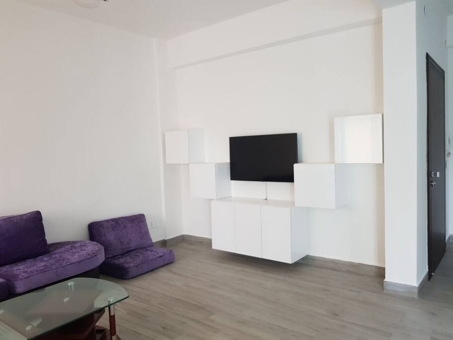Sitting Room - TV Unit