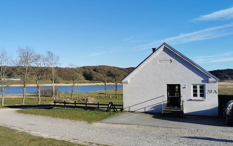 Holiday home in the middle of nature with beautiful lake views