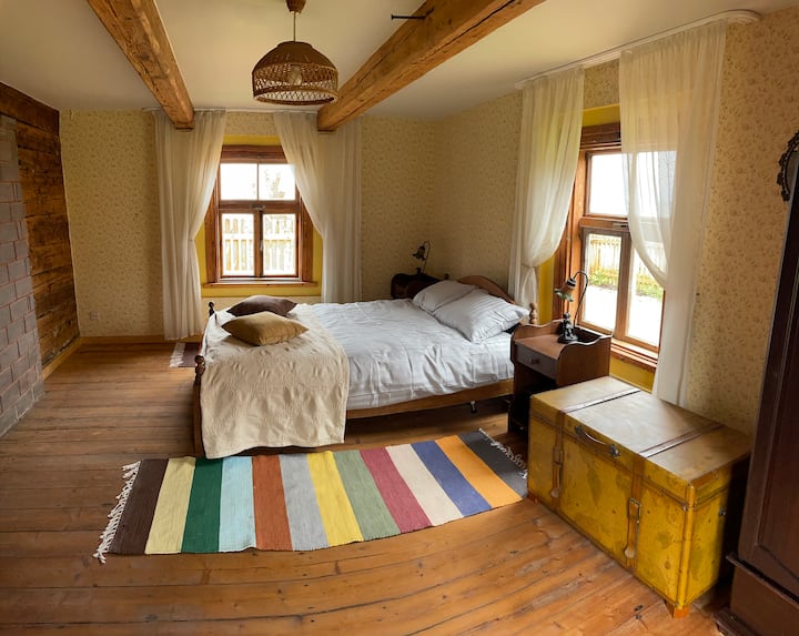 غرفة النوم 2