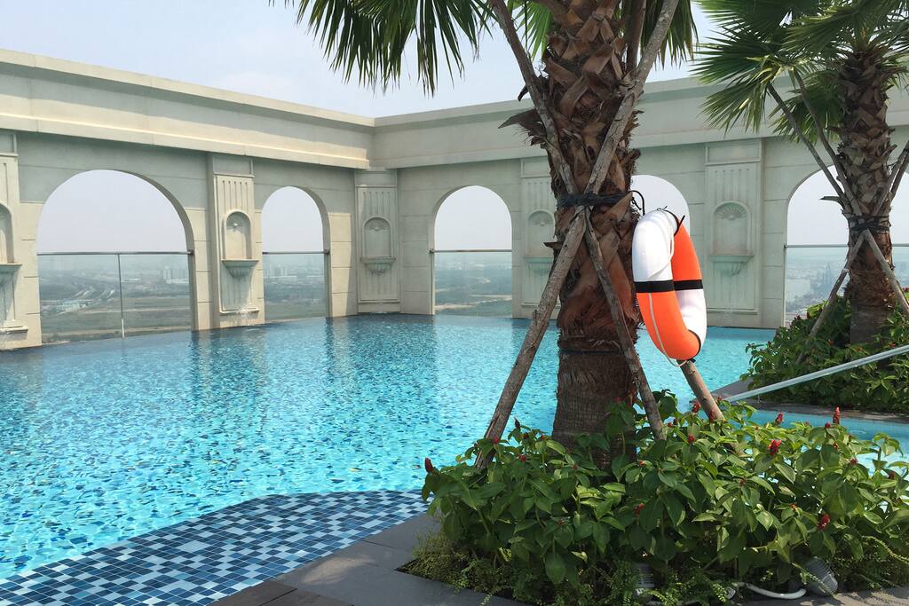 Swimming pool on the rooftop with nice view