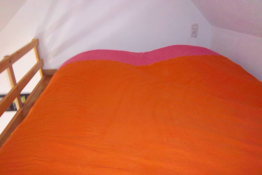 matelas dans la mezzanine (140x190)