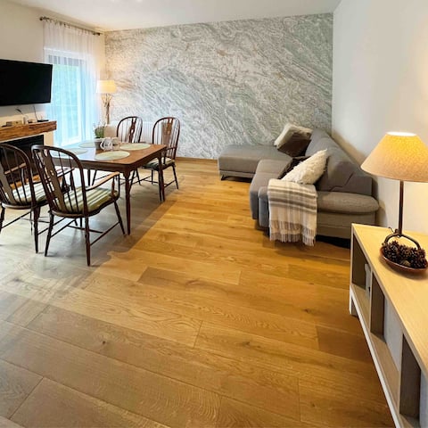 Top performing Airbnb: Cozy apartment with fireplace & free parking in Gmina Krynica Zdrój