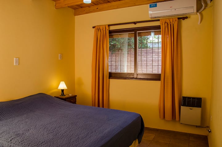 Chambre 2 Sommier Queen avec ressorts