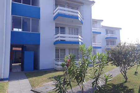 Apartamento confortável muito próximo ao mar