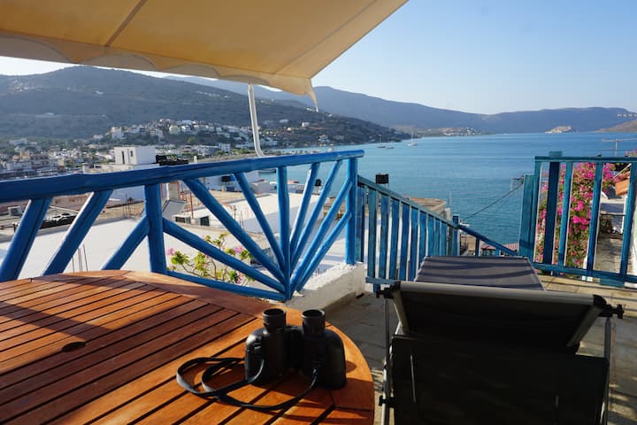 Great sea view - house in the center of Elounda