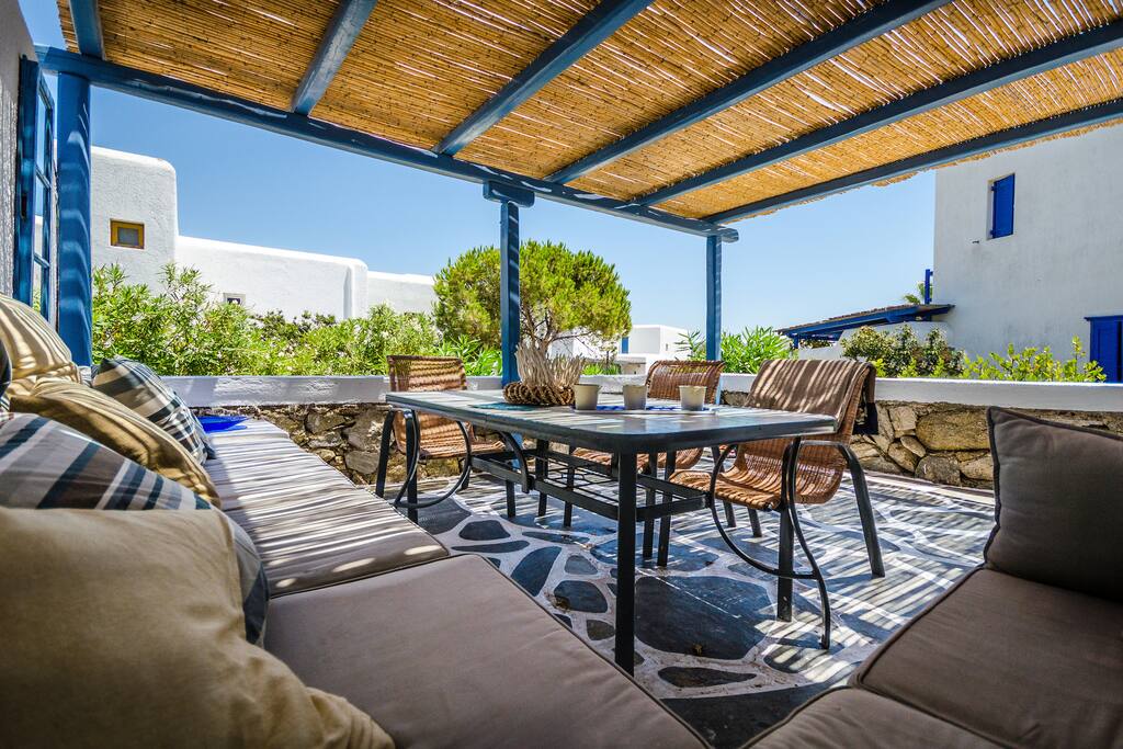 Get comfy on the couch of the patio as you enjoy a late night talk or an afternoon coffee