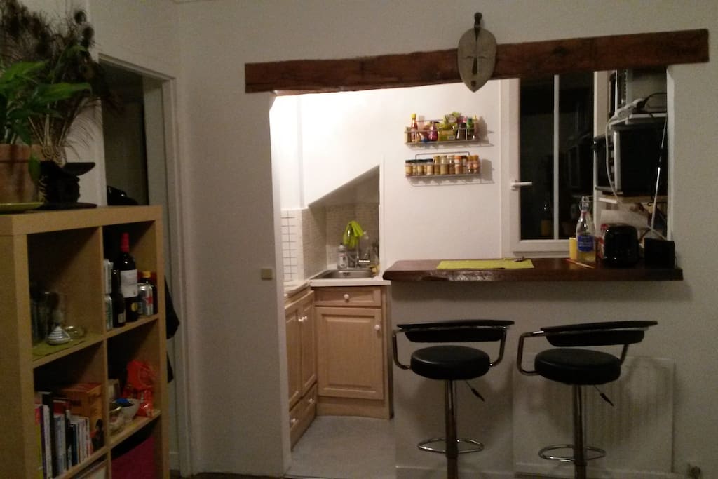 Bar and kitchen