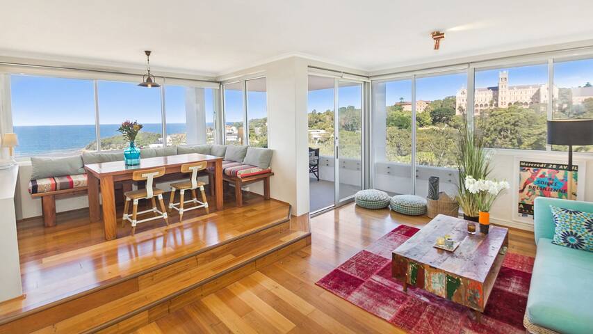 Manly: Beautiful 3 Bedroom apt with stunning views gallery image 3