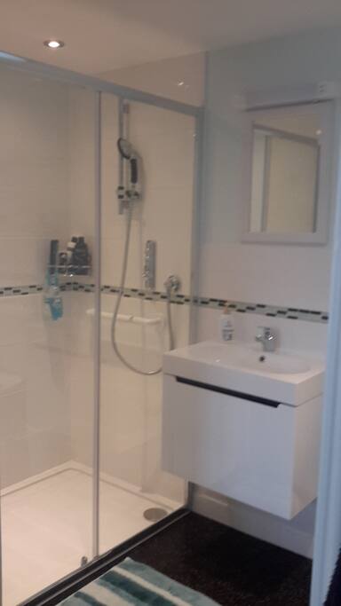 Ensuite