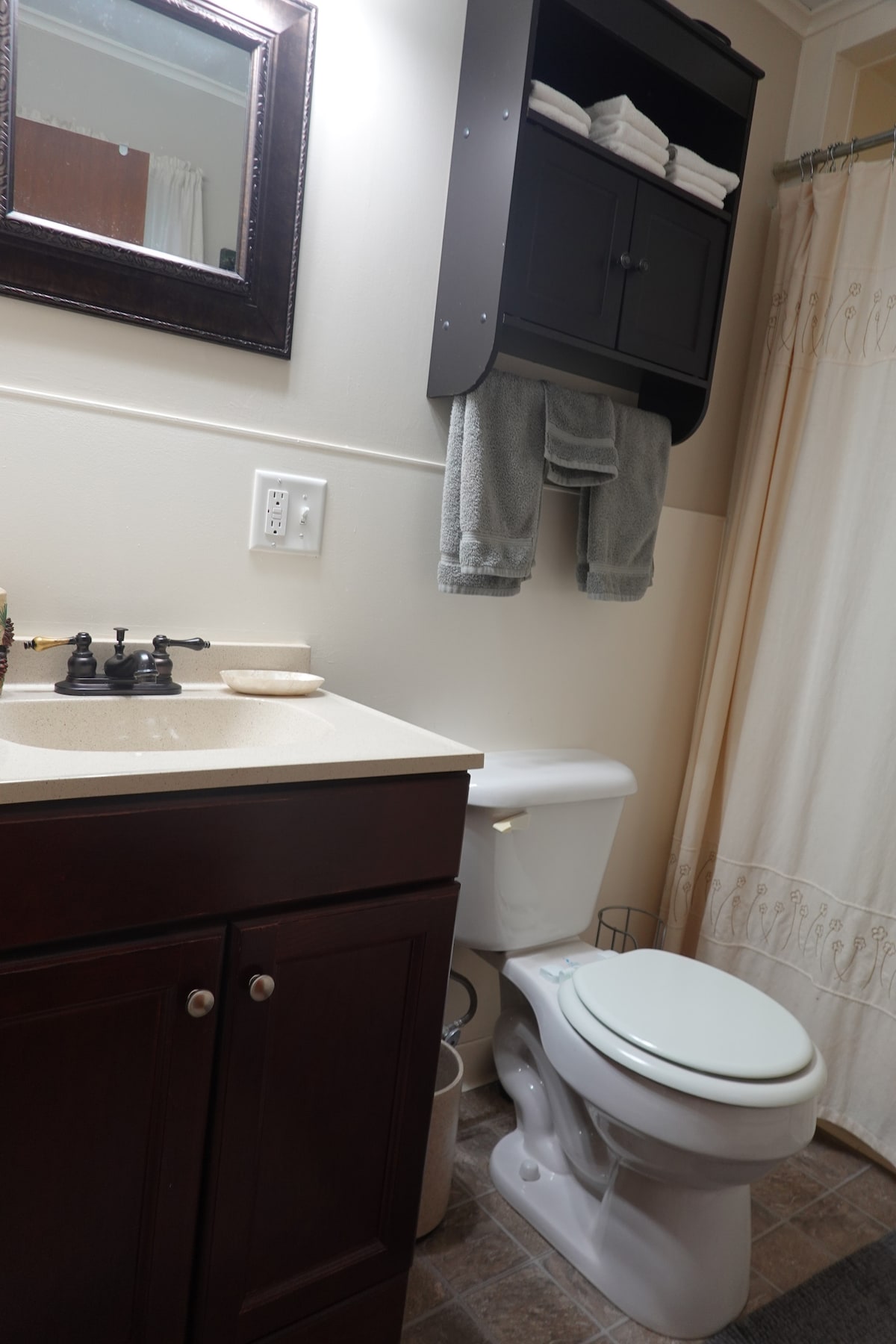 full bath at Cozy House in Ridgway