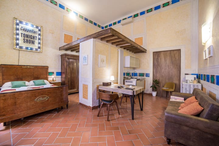 The Loft beside the Pantheon!