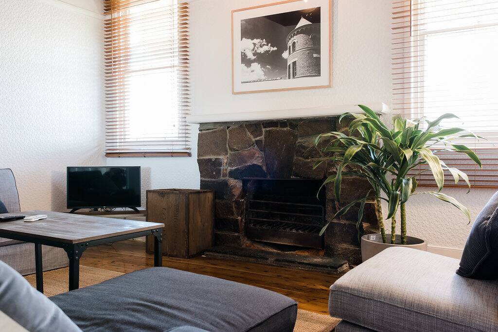 The Lounge-The Gatehouse-Mount Ophir Estate