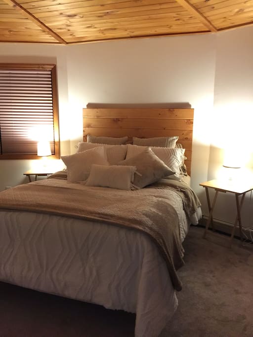 Queen Bed