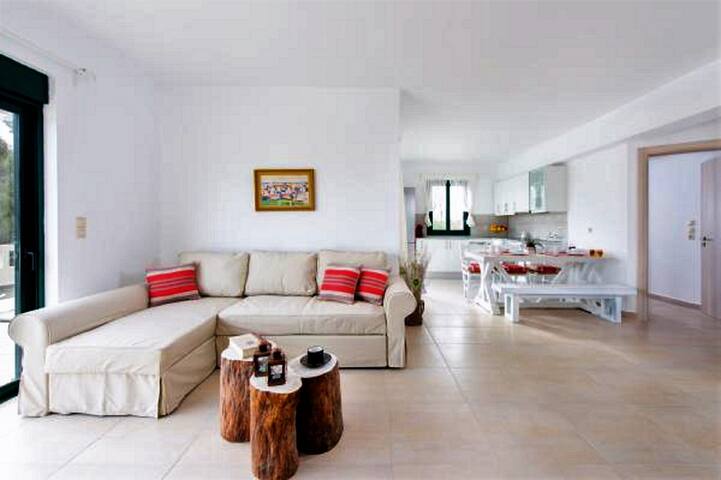 Villa Akti 1 gallery image 5