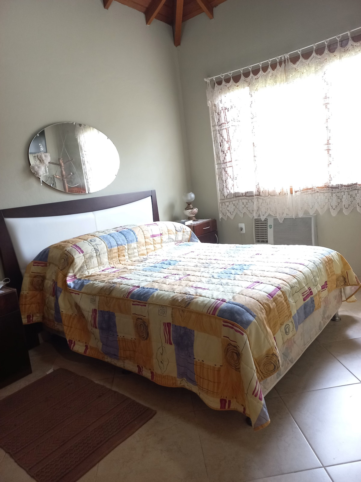 Beira do Rio dos Sinos со гурмански простор и приватност.
неверојатен поглед и директен пристап до недопрената природа. Уживајте во опуштање покрај реката или едноставно нуркање.