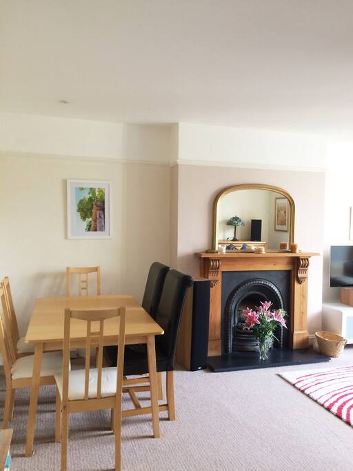 Large sitting room