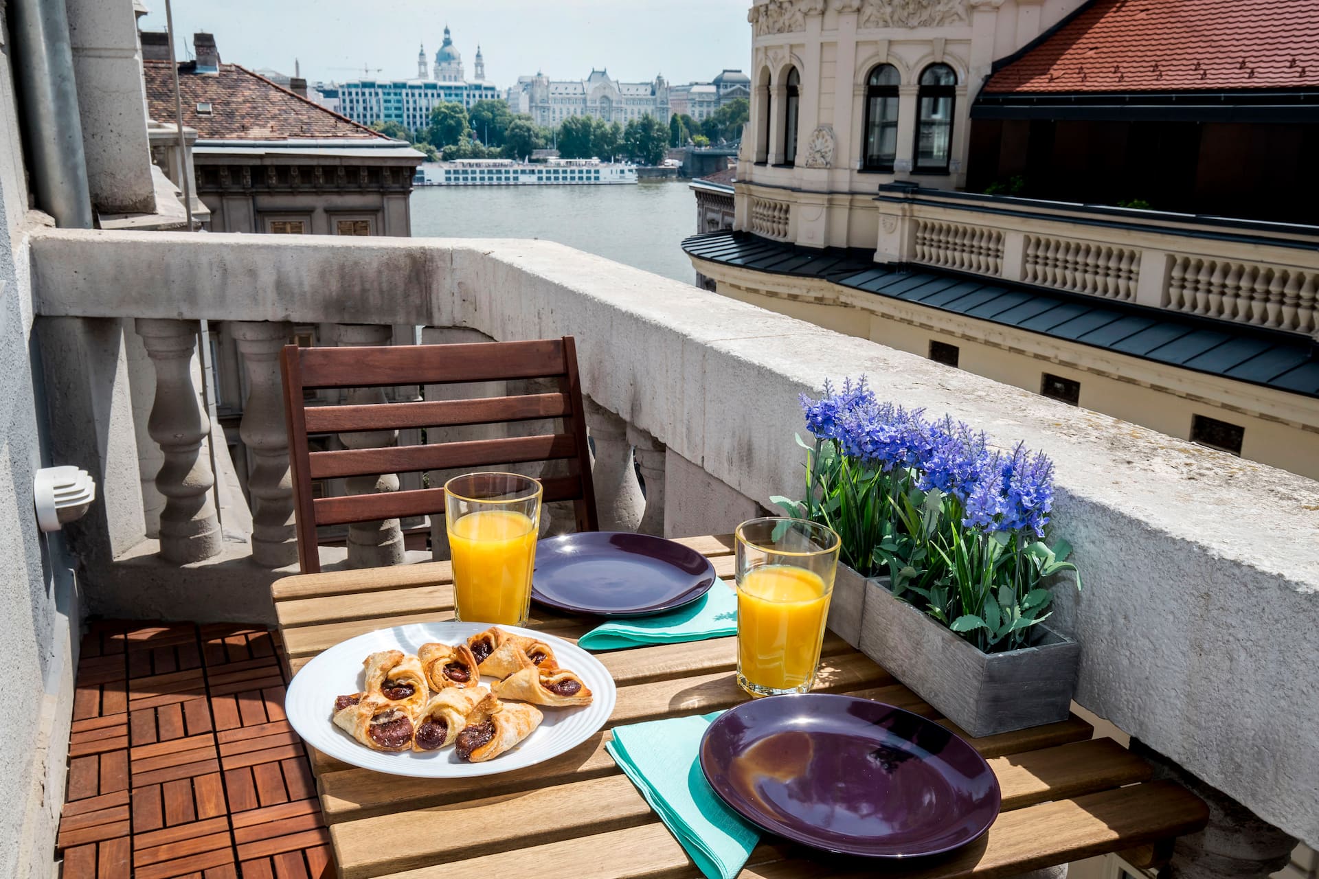 Belvedere1 Premium Apt, terrace, Danube view, A/C