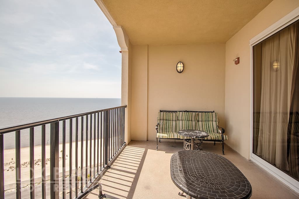 Sienna 1201 Penthouse