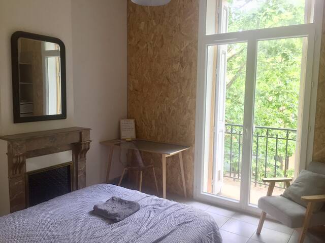 Chambre au coeur de la ville